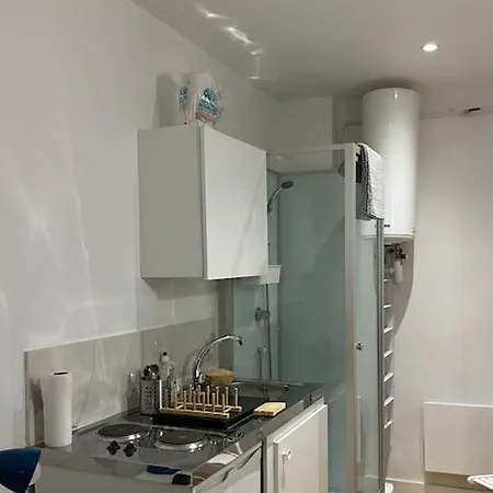 Apartamento Charmante Petite Vue Sur Les Toits De Avec Ascenseur - Quartier Anime Et Proche Des Jeux Olympiques